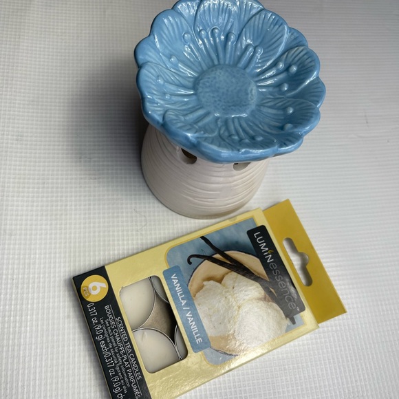 🦋Floral Fragrance Melt Warmer💙 - Picture 2 of 4